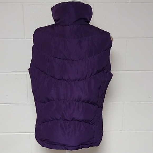 KENNETH COLE REACTION DOWN FILLED, PUFFER VEST, ZIP & SNAP, 2 ZIPPER POCKETS - Picture 3 of 8